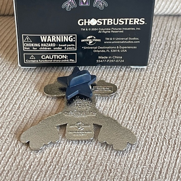 Universal Studios HHN 2024 Chase Pin Ghostbusters Garraka Collectors Pin NEW - Picture 2 of 5